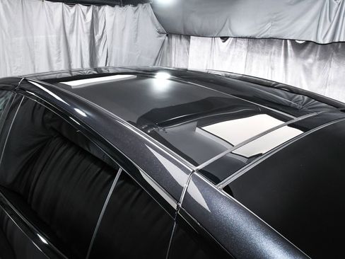 Used 2024 Tesla Model X AWD/4WD image 67