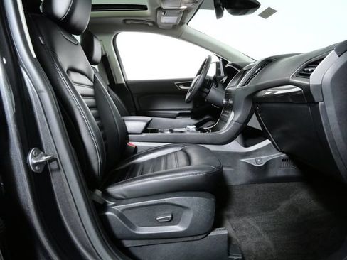 Certified 2020 Ford Edge SEL w/ Convenience Package AWD/4WD image 10
