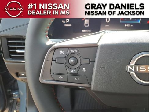 New 2026 Nissan Sentra SR w/ Floor Mat Package FWD image 13
