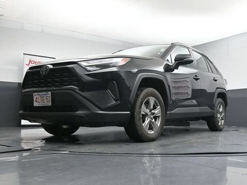 Used 2024 Toyota RAV4 XLE AWD/4WD image 20