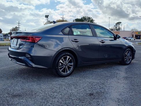 Used 2024 Kia Forte LXS FWD image 6