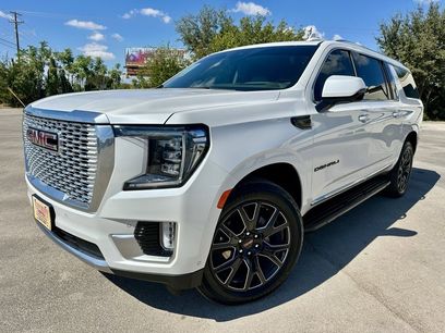Used 2023 GMC Yukon XL Denali w/ Advanced Technology Package