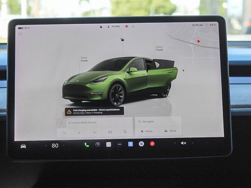 Used 2022 Tesla Model Y Long Range image 14