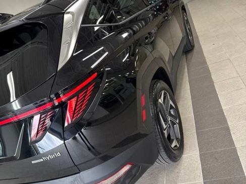 Used 2022 Hyundai Tucson Limited w/ Cargo Package AWD/4WD image 11