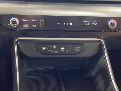 New 2026 Kia Carnival SX w/ SX Dark Edition Package FWD image 17