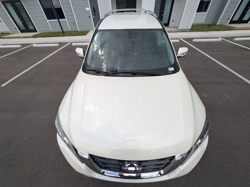 Used 2018 Nissan Pathfinder SL w/ Cargo Package FWD image 4