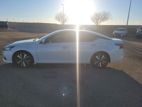 Used 2022 Nissan Altima 2.5 SL image 9