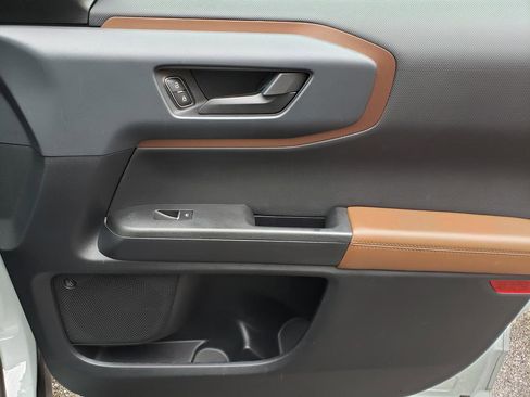 Used 2021 Ford Bronco Sport Outer Banks w/ Outer Banks Package image 19