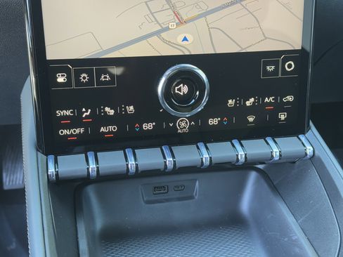 New 2026 GMC Terrain AT4 w/ Convenience Package III image 24