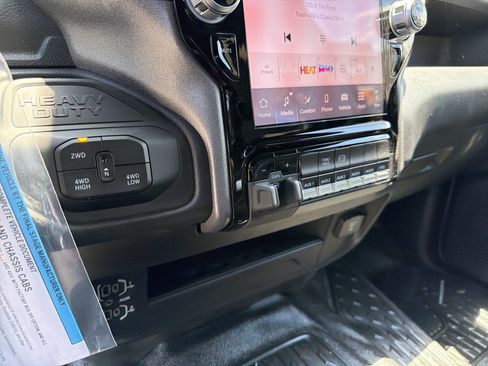 Used 2025 RAM 3500 Tradesman AWD/4WD image 27