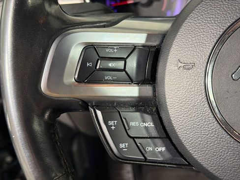 Used 2022 Ford Mustang Premium image 21