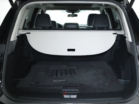 Certified 2023 Nissan Rogue SV w/ SV Premium B Package AWD/4WD image 33