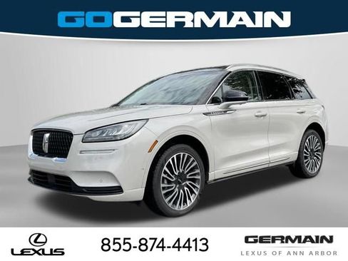 Used 2022 Lincoln Corsair Reserve w/ Equipment Group 201A AWD/4WD image 1