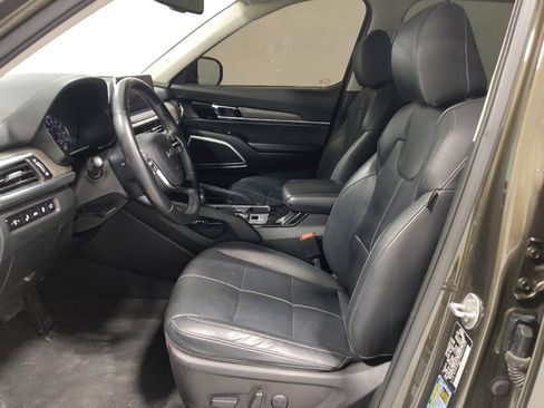 Used 2022 Kia Telluride EX w/ EX Premium Package AWD/4WD image 17