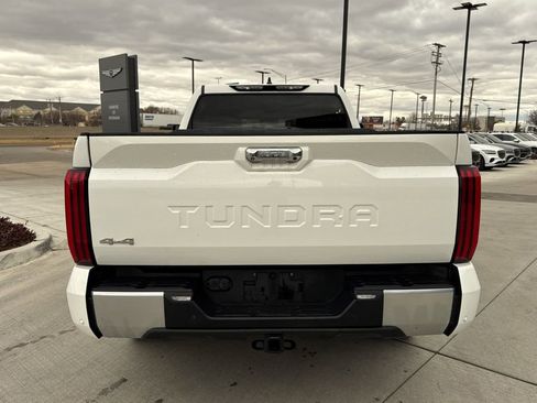 Used 2024 Toyota Tundra Limited AWD/4WD image 5