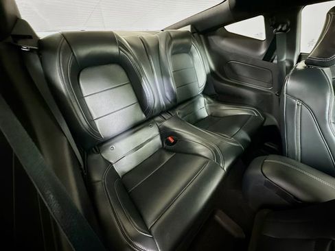 Used 2024 Ford Mustang GT Premium image 23