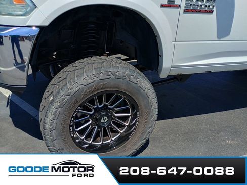 Used 2014 RAM 3500 Laramie w/ Convenience Group AWD/4WD image 2