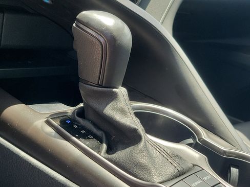 Used 2024 Toyota Camry XSE image 22