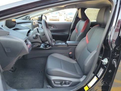 New 2025 Toyota Prius w/ Limited Premium Package image 8