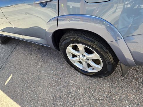 Used 2011 Toyota RAV4 Limited w/ Limited Extra Value Pkg AWD/4WD image 7