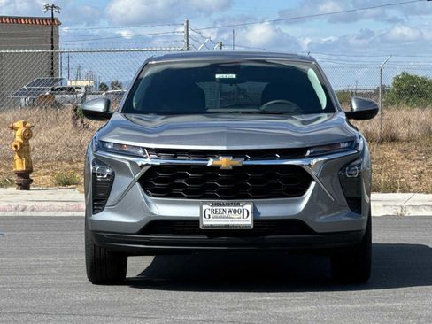 New 2026 Chevrolet Trax LS w/ LS Convenience Package image 3