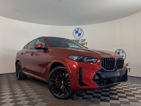 New 2026 BMW X6 xDrive40i w/ Climate Comfort Package image 3