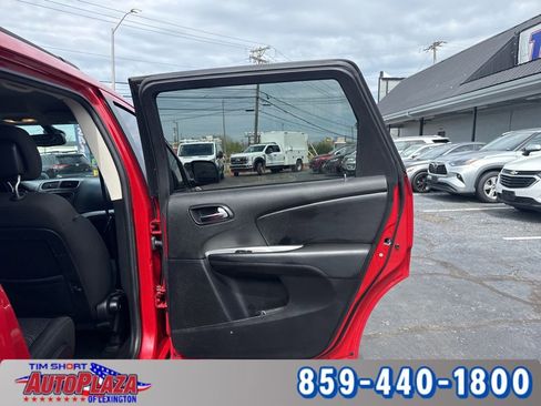 Used 2020 Dodge Journey SE w/ SE Popular Equipment Group FWD image 19