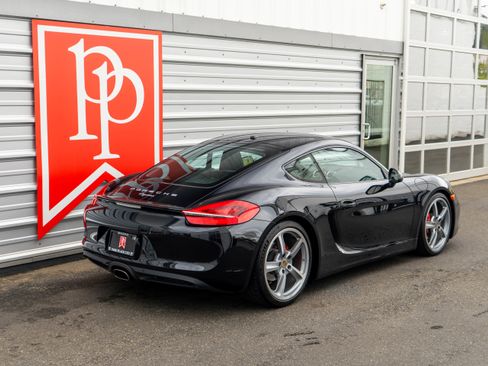 Used 2016 Porsche Cayman RWD image 32