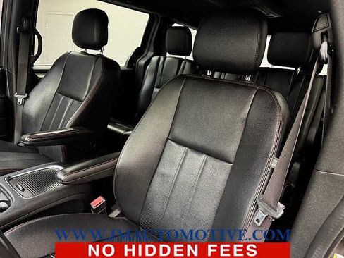Used 2019 Dodge Grand Caravan GT FWD image 13