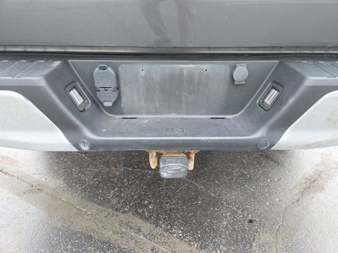 Used 2018 Ford F150 Lariat w/ Equipment Group 502A Luxury AWD/4WD image 25