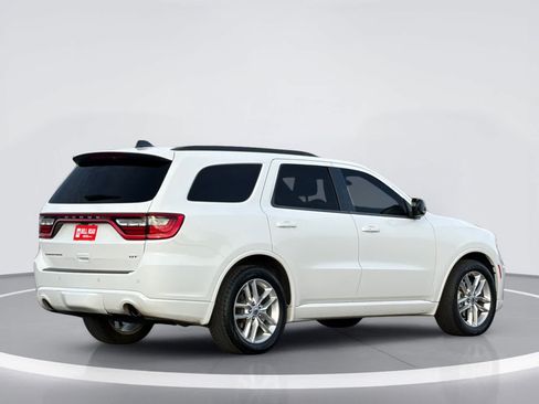 Used 2024 Dodge Durango GT RWD image 4