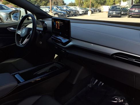 Used 2024 Volkswagen ID.4 S image 21