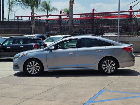 Used 2015 Hyundai Sonata Sport w/ Option Group 03 FWD image 9