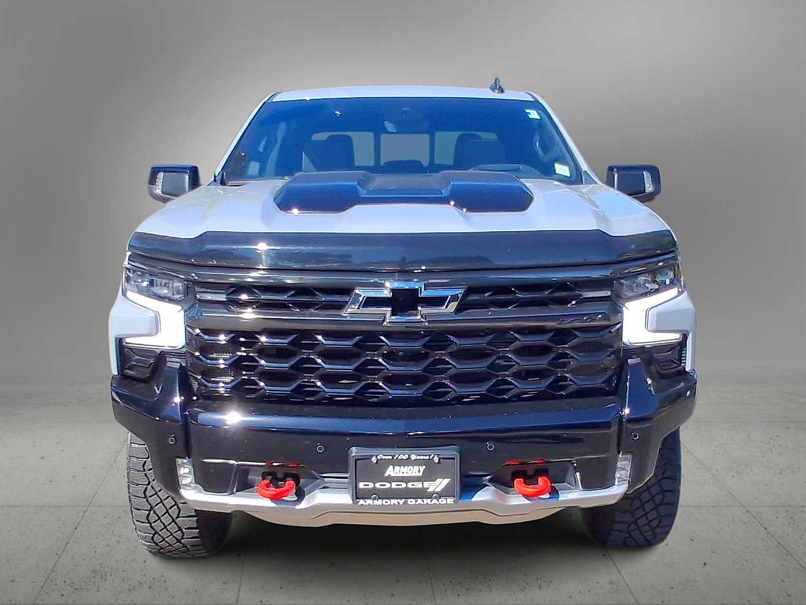 Used 2025 Chevrolet Silverado 1500 ZR2 w/ Technology Package AWD/4WD image 3