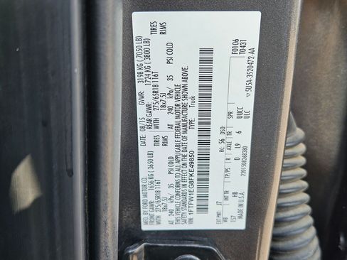 Used 2015 Ford F150 Lariat w/ Equipment Group 502A Luxury AWD/4WD image 34