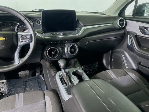 Used 2023 Chevrolet Blazer LT image 19