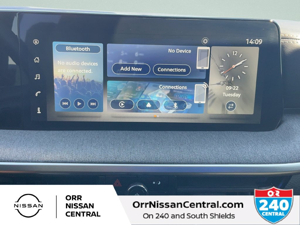 Used 2025 Nissan Kicks SV FWD image 21