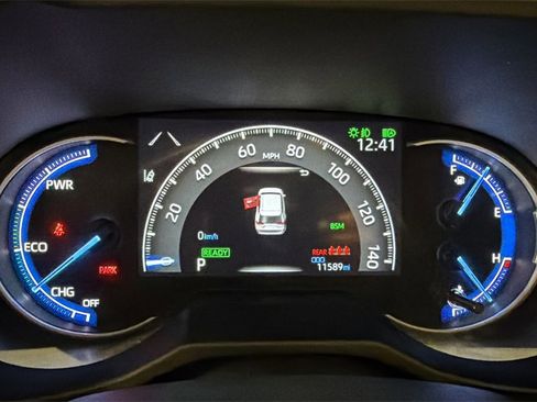 Used 2019 Toyota RAV4 Limited image 34