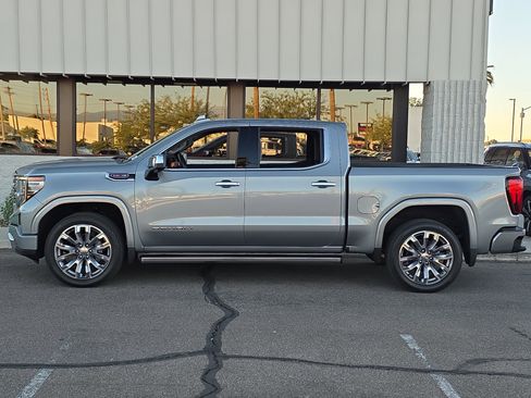 Used 2025 GMC Sierra 1500 Denali image 5