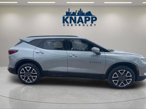 Used 2025 Chevrolet Blazer RS FWD image 4
