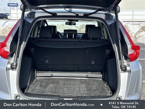 Used 2017 Honda CR-V Touring image 9