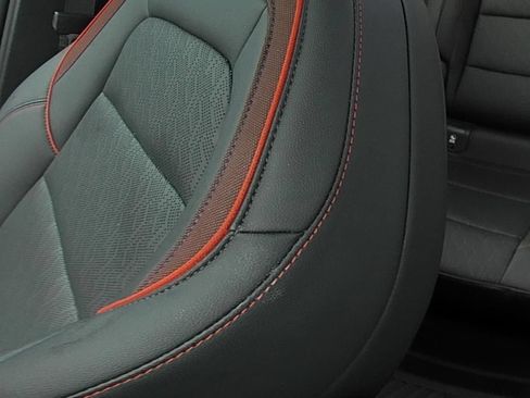 Used 2025 Chevrolet Equinox RS w/ Safety and Technology Package FWD image 15