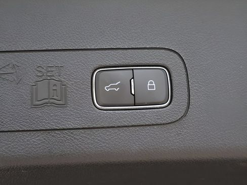 Used 2024 Lincoln Aviator Reserve w/ Equipment Group 201A AWD/4WD image 18