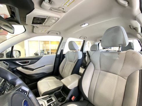 Used 2022 Subaru Forester Base image 14