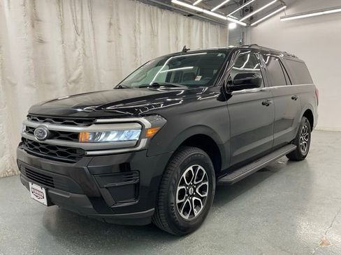 Used 2024 Ford Expedition Max XLT AWD/4WD image 4