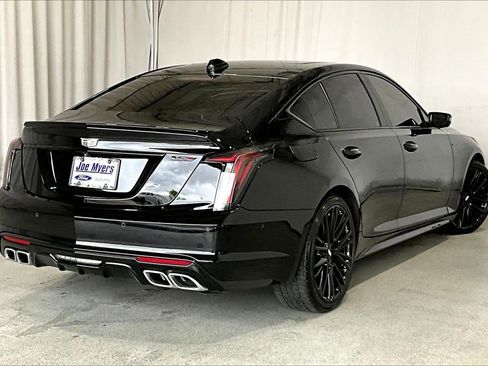 Used 2024 Cadillac CT5 V w/ Premium Package image 13