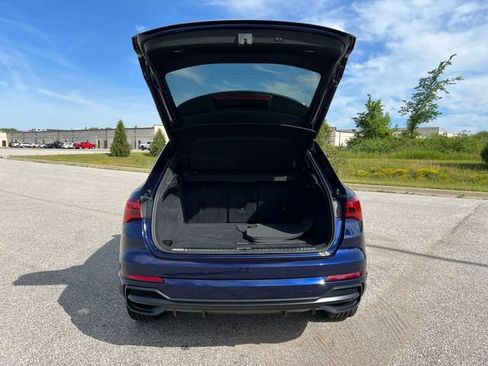 Used 2021 Audi Q3 2.0T Premium w/ Convenience Package AWD/4WD image 10