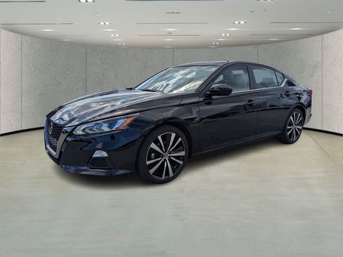 Used 2022 Nissan Altima 2.5 SR image 7