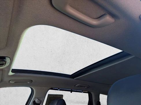 Used 2022 Hyundai Santa Fe Limited image 16