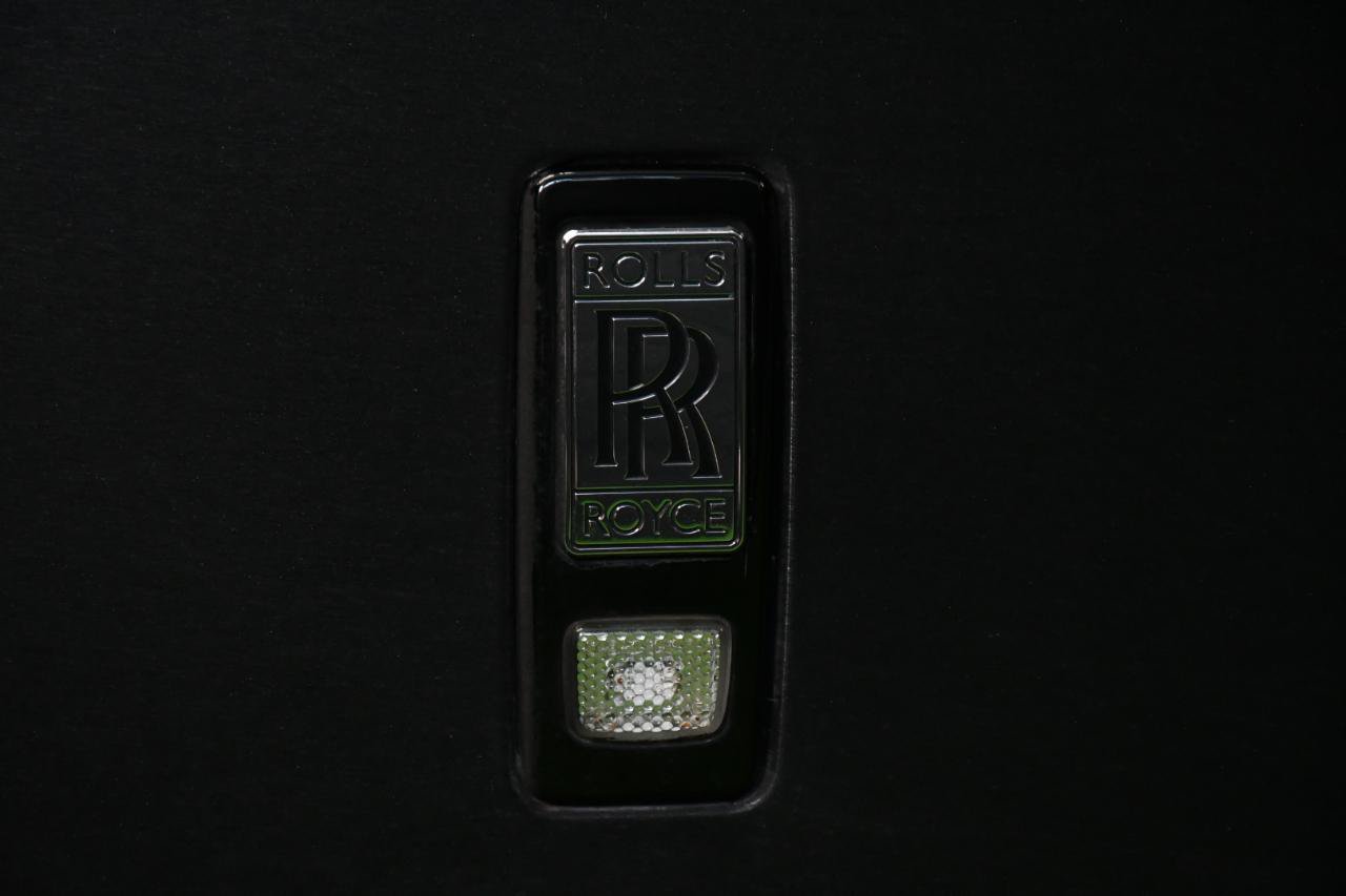 Used 2017 Rolls-Royce Wraith RWD image 52